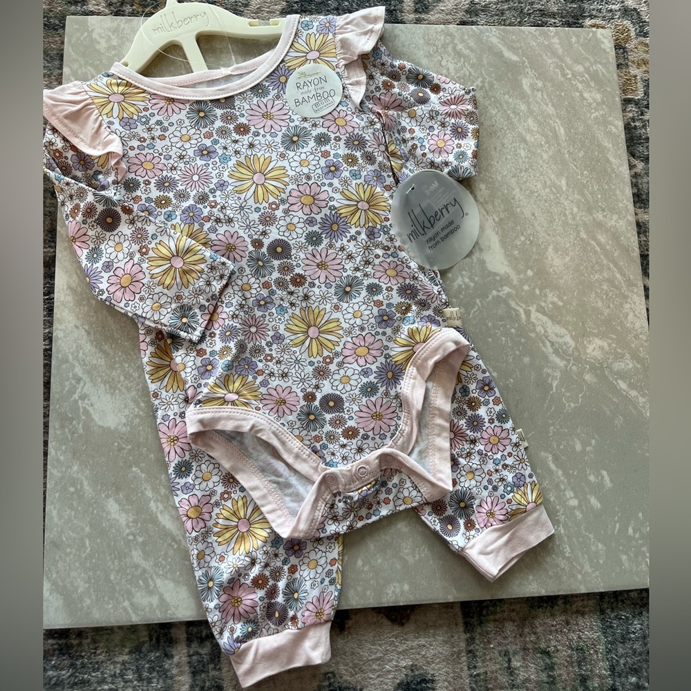 Milkberry NWT Two-Piece Set- Floral- Size 3-6 Months